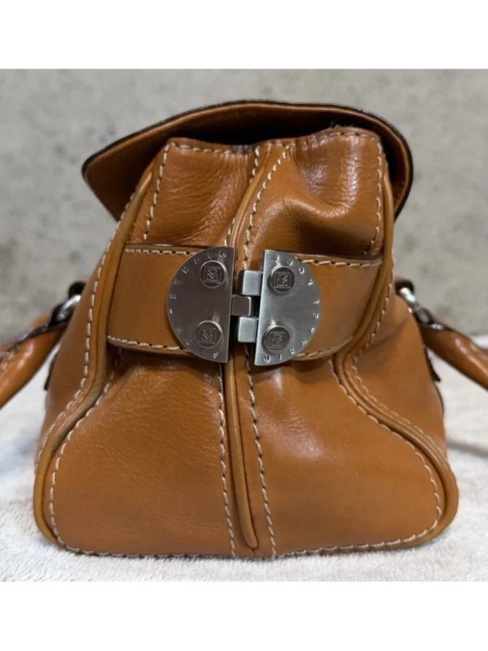 Michael Kors Vintage Astor Cognac Brown Leather Satchel Belted Handbag Purse Y2K